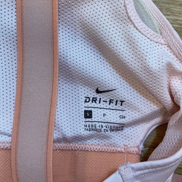 Nike sports bra - Picture 3 of 3